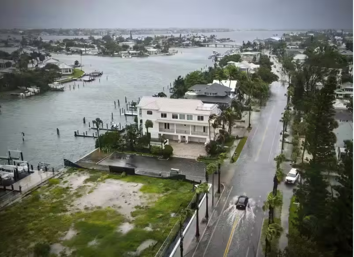 Venice-Hurricane Debby-Flooding-Restoration-ServiceMaster by Glenn's